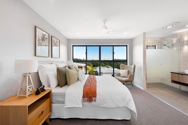 40 Burnaby Tce