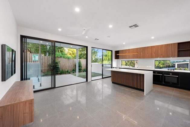40 Burnaby Tce