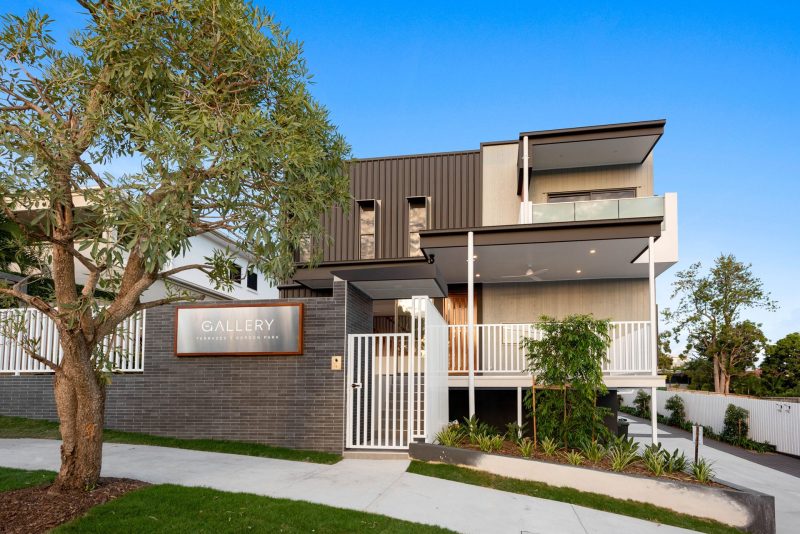 40 Burnaby Tce